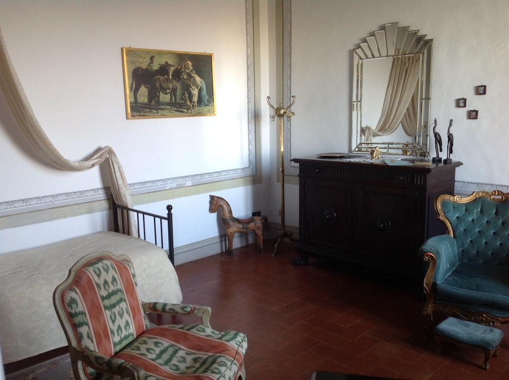Villa Conti Fauglia Rum bild